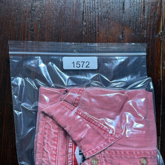 Vintage Marlboro Adventure Team Shirt Mens Small Red Denim Cotton USA Made - Picture 9 of 9